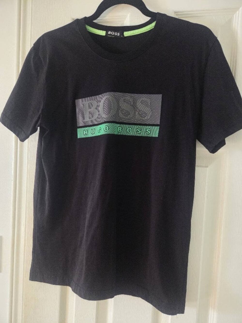 HUGO BOSS Graphic Tee Shirt Black Neon Green Grey Rubberized Logo Men’s Size L